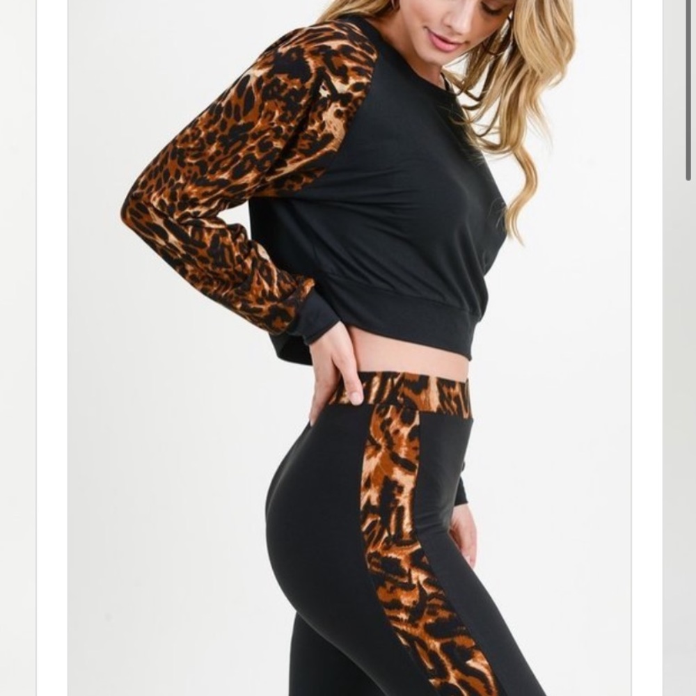 Leopard Matching Two Piece Set - Picture 2 of 6